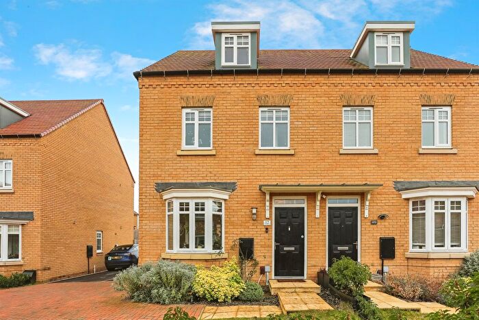 3 Bedroom Semi Detached House For Sale In Chambers Way, Godmanchester, Huntingdon, PE29