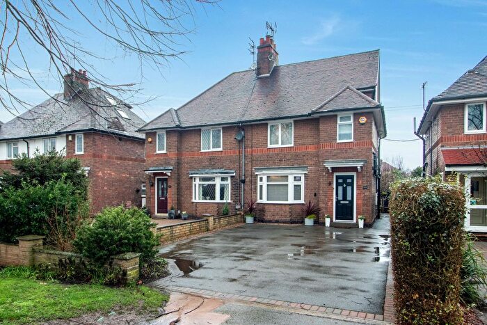 3 Bedroom Semi Detached House For Sale In Bye Pass Road, Beeston, Nottingham, Nottinghamshire, NG9