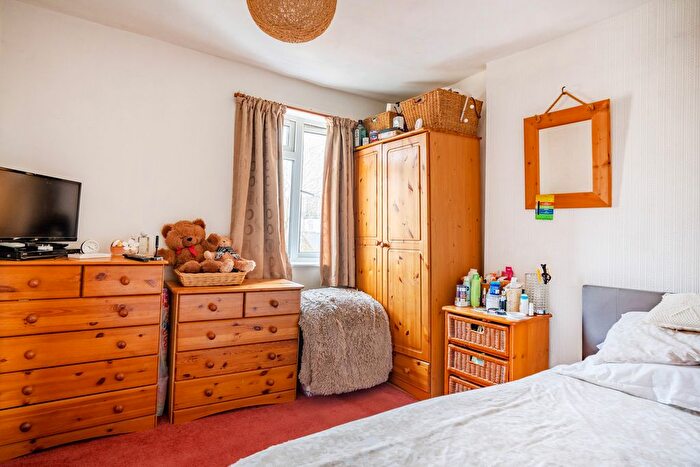 2 Bedroom Terraced House For Sale In Green Place, Oxford, OX1