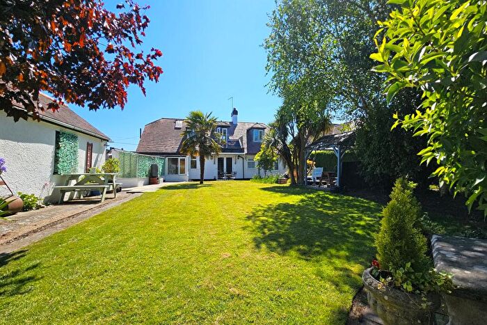 6 Bedroom Detached Bungalow For Sale In Wareham, BH20 - Photo 10