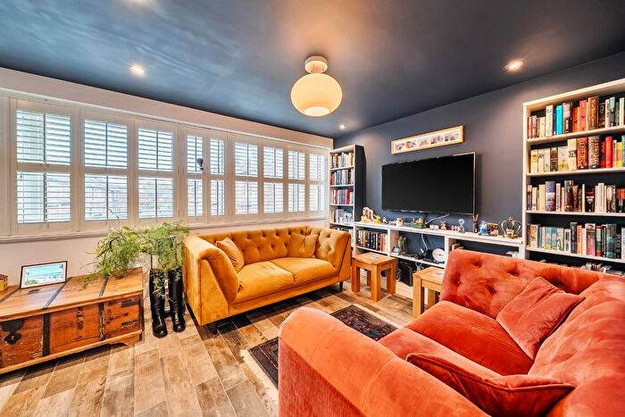 3 Bedroom Terraced House For Sale In St. Leonards Avenue, Windsor, SL4