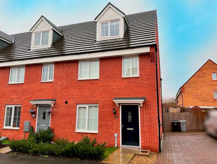 3 Bedroom End Of Terrace House To Rent In Haydock Park Drive, Bourne, PE10