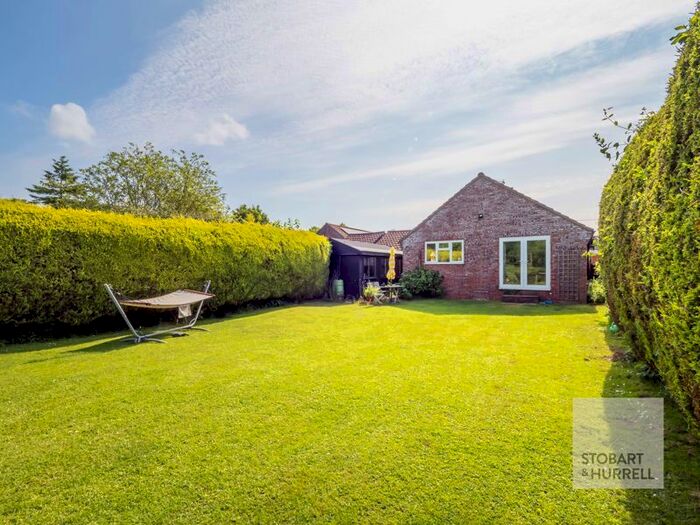 3 Bedroom Detached Bungalow For Sale In Meadow View, Old Turnpike Road