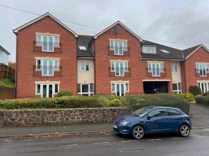 2 Bedroom Flat To Rent In Wilton Street, Taunton TA1