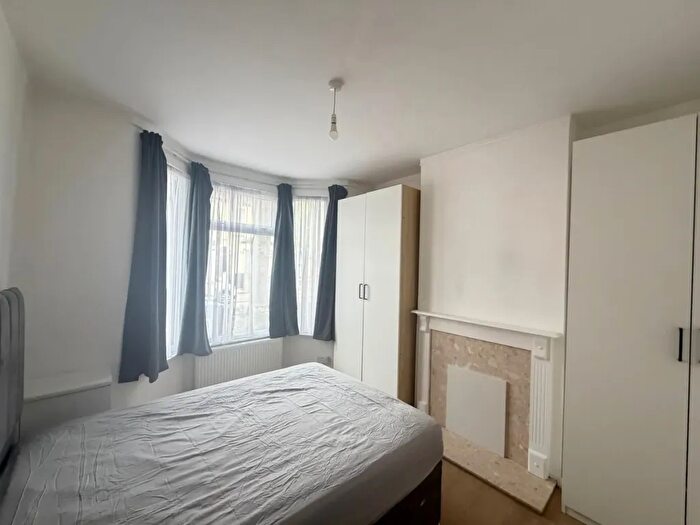 4 Bedroom Terraced House To Rent In St. Mary's Road, Leyton, E10