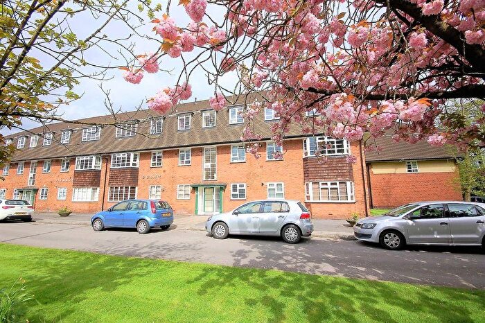 2 Bedroom Flat To Rent In Viceroy Court, Wilmslow Road, Manchester, M20