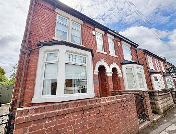 3 Bedroom Semi-Detached House For Sale In Clumber Street, Kirkby-In-Ashfield, Nottingham, NG17