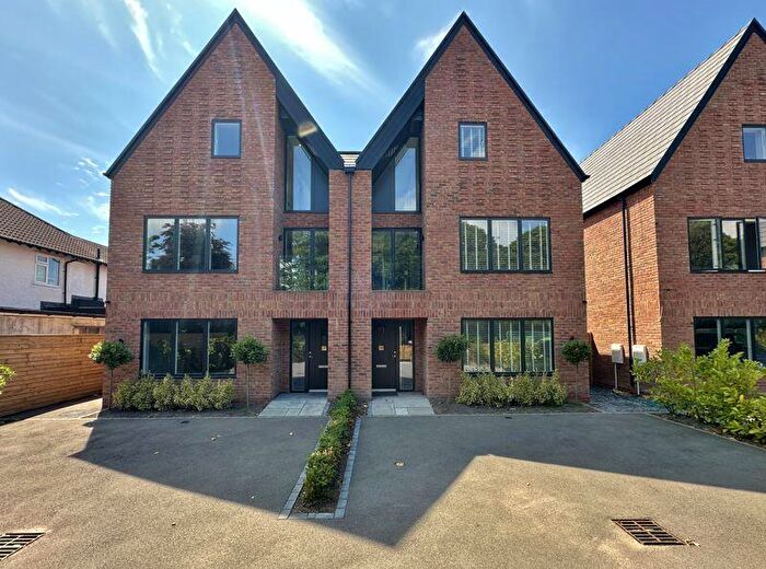 5 Bedroom Semi-Detached House For Sale In Dale View, Telegraph Road, Heswall, Wirral, CH60