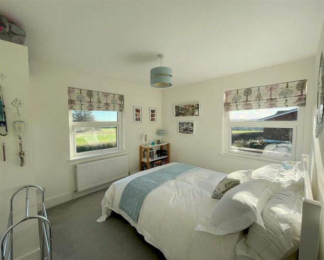 2 Bedroom Semi-Detached House For Sale In Claygate Lane, Shipbourne, Tonbridge, TN11