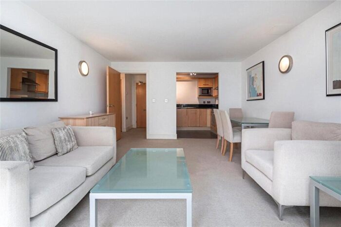 1 Bedroom Flat To Rent In Cassilis Road, Millwall, E14