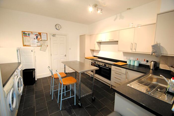 8 Bedroom Detached House To Rent In Talbot Road, Winton, Bournemouth, BH9