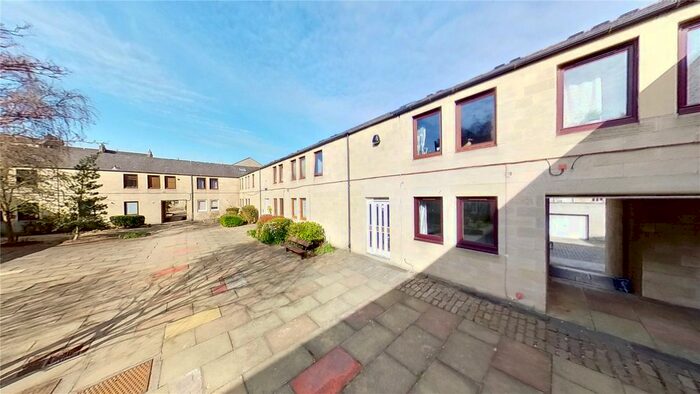 1 Bedroom Flat To Rent In Jamaica Mews, Edinburgh, EH3