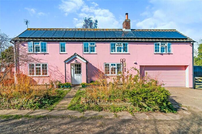 6 Bedroom Detached House For Sale In Sandy Lane, Hulver, Beccles, NR34