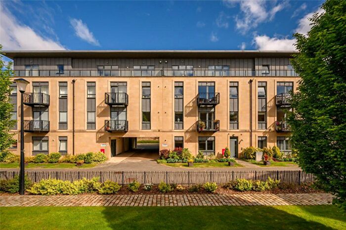 2 Bedroom Apartment For Sale In Larkfield Gardens, Edinburgh, EH5