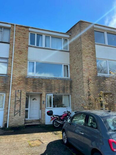 5 Bedroom House Of Multiple Occupation To Rent In Trendlewood Park, Bristol, BS16