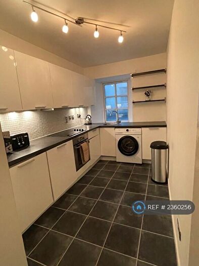 1 Bedroom Flat To Rent In James Watt Street, Glasgow, G2