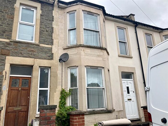 4 Bedroom Terraced House To Rent In Tyndale Avenue, Bristol, BS16