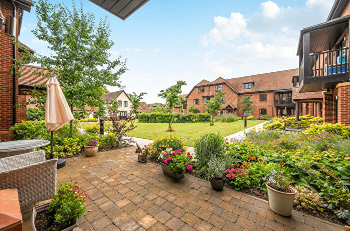 2 Bedroom Flat For Sale In Mortimer Drive, Romsey, Hampshire, SO51