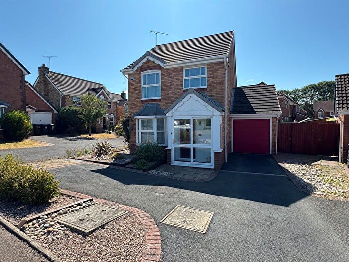 3 Bedroom Detached House To Rent In Skipworth Road, Binley, Coventry, CV3