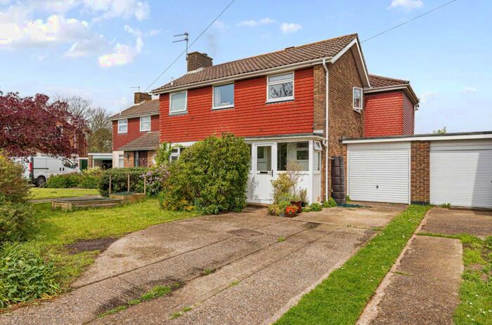 5 Bedroom Detached House For Sale In Wentworth Close, Barnham, PO22