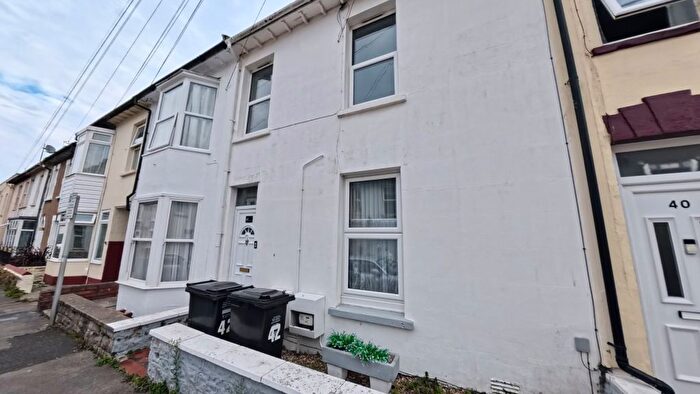 2 Bedroom Flat To Rent In Alma Street, Weston-Super-Mare, BS23