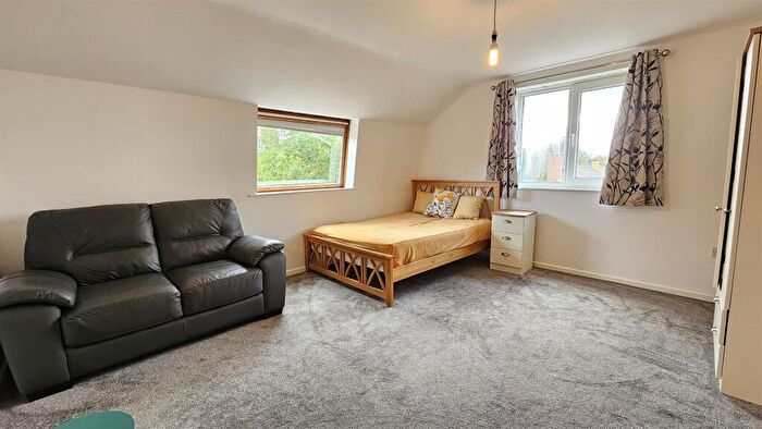 Studio To Rent In River Court, Ferry Lane, Cambridge, CB4