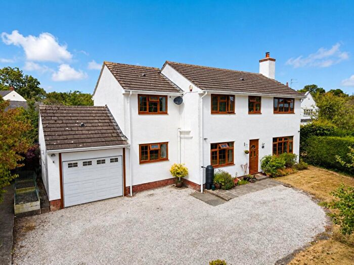 4 Bedroom Detached House For Sale In Applegarth, Saughall Massie, Wirral, CH46