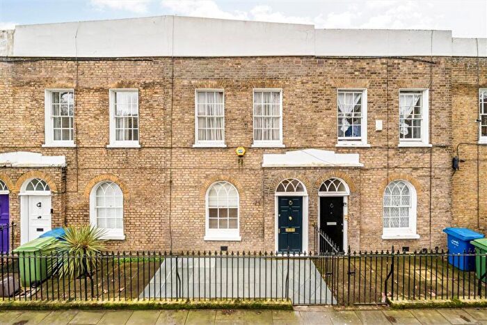 2 Bedroom Terraced House For Sale In Liverpool Grove, Kennington, SE17