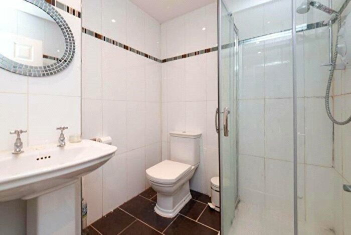 1 Bedroom Flat For Sale In Ingram Street, Glasgow, Glasgow City, G1