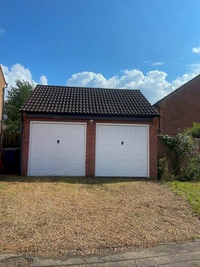 2 Bedroom Detached House To Rent In Fletton Fields, Peterborough, PE2