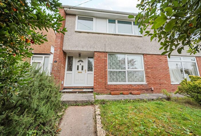 3 Bedroom Semi Detached House For Sale In Bradville Gardens, Long Ashton, Bristol, North Somerset, BS41