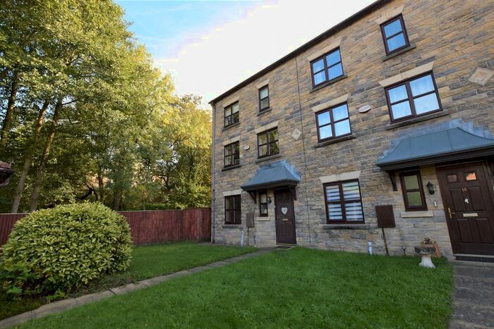 3 Bedroom Town House To Rent In Shallcross Mill Road, Whaley Bridge, High Peak, SK23