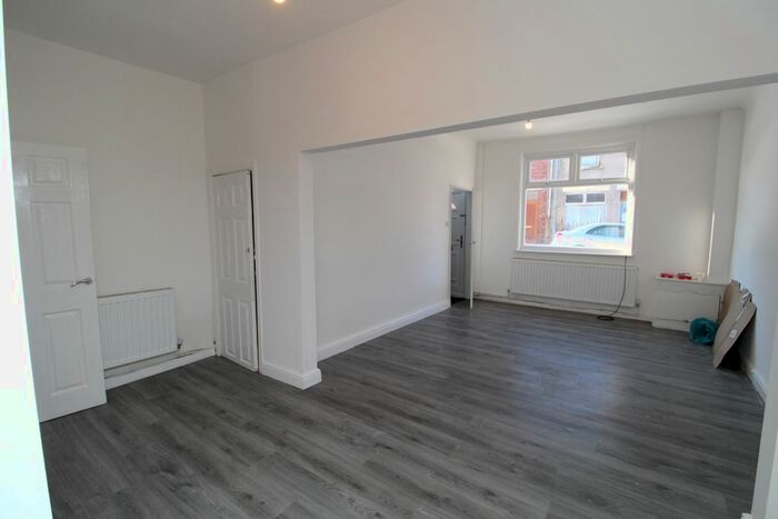 2 Bedroom Terraced House To Rent In George Street, Shildon, DL4