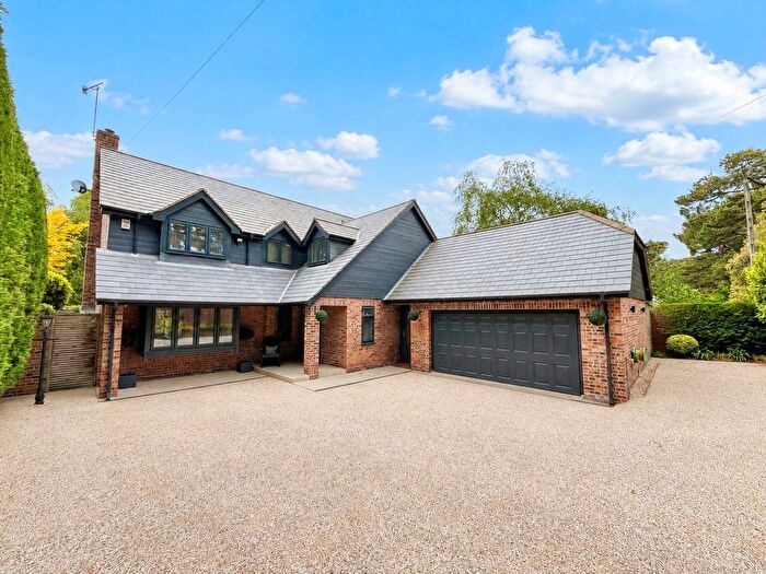 4 Bedroom Detached House For Sale In Lilliput Road, Canford Cliffs, Poole, Dorset, BH14