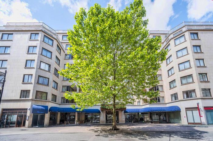 1 Bedroom Flat To Rent In Arlington Street, St James's, London, SW1A