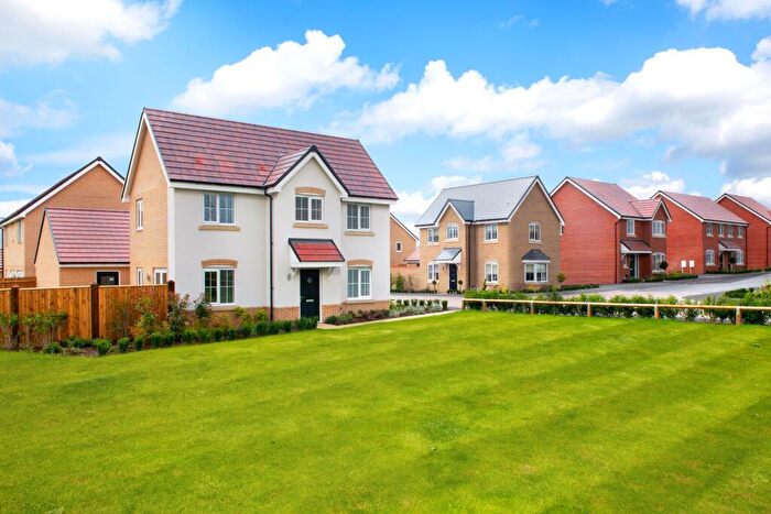 3 Bedroom Detached House For Sale In Bronze Barrow Way, Off Loraine Way, Bramford, IP8