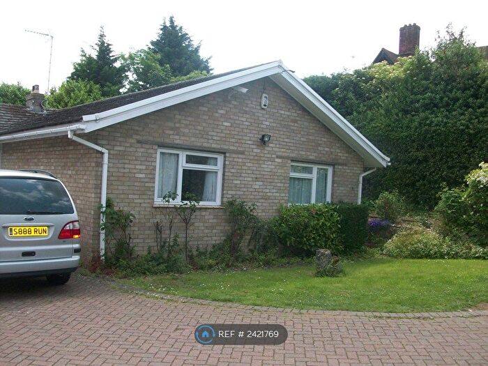 1 Bedroom Semi-Detached House To Rent In Whitehill Avenue, Luton, LU1