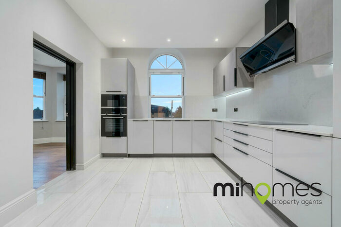 2 Bedroom Apartment To Rent In Bergamot House, Rowantree Road, Enfield, EN2