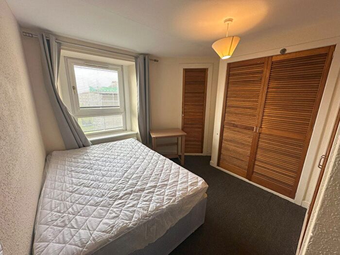3 Bedroom Flat To Rent In Peddie Street, Dundee, DD1