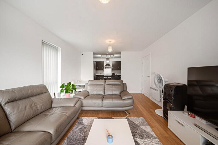 2 Bedroom Apartment For Sale In Hackney House, Clydesdale Way, DA17