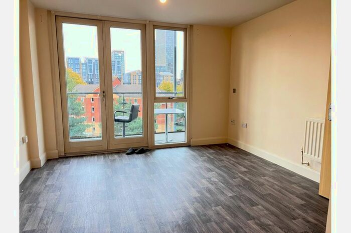 2 Bedroom Flat To Rent In Bath Row, Edgbaston, Birmingham, B15