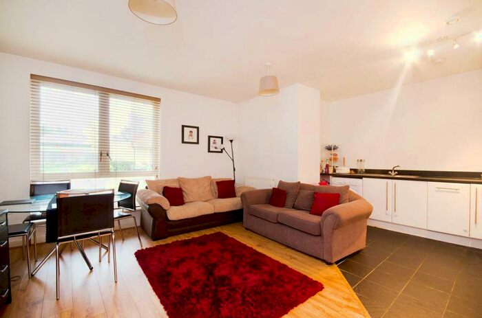 2 Bedroom Flat To Rent In West End Road, South Ruislip, Ruislip, HA4