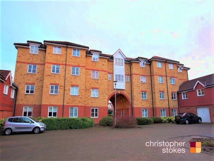 2 Bedroom Flat To Rent In Yukon Road, Broxbourne, Hertfordshire, EN10