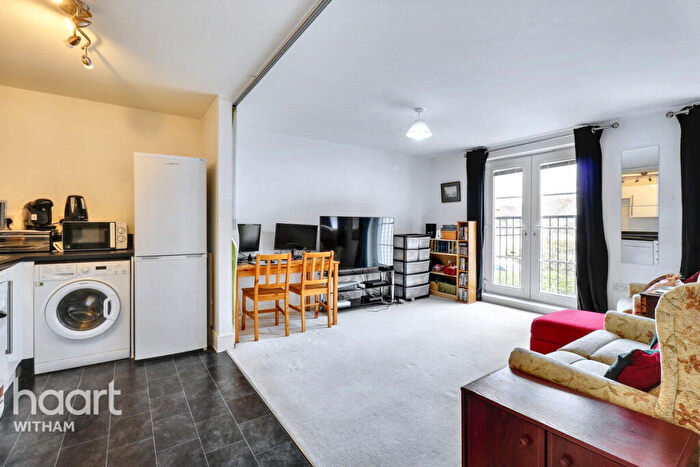 2 Bedroom Apartment For Sale In Bramble Road, Witham, CM8