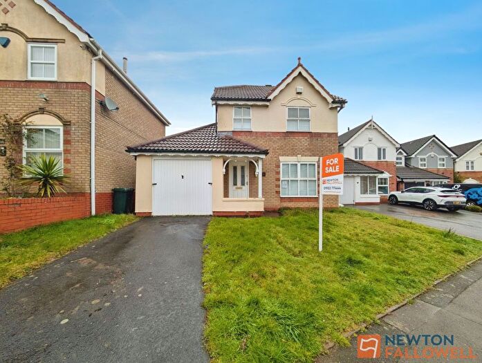 3 Bedroom Detached House For Sale In New Forest Road, Walsall, WS3