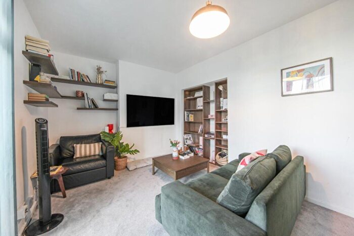 3 Bedroom Flat To Rent In Jevons House, Alexandra Road, NW8