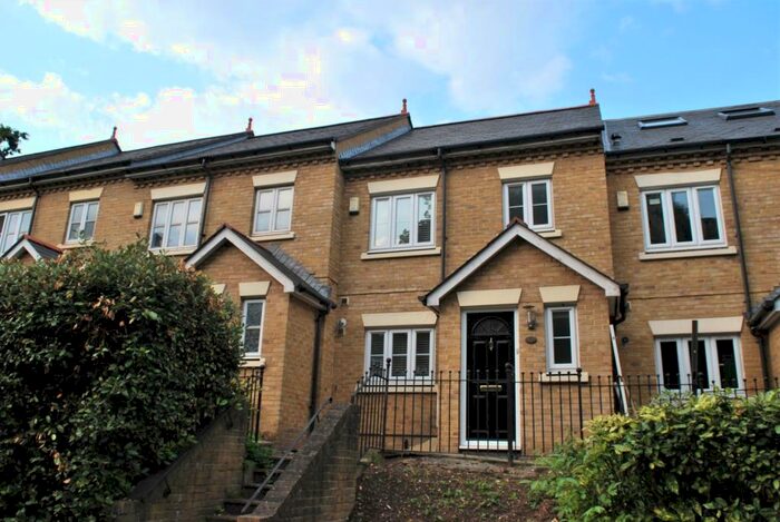 3 Bedroom Terraced House To Rent In Lordship Lane East Dulwich, SE22