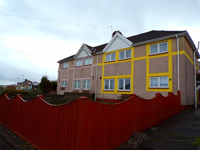 4 Bedroom Semi Detached House To Rent In Gors Avenue, Swansea, SA1