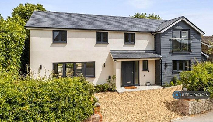 4 Bedroom Detached House To Rent In High Street, Burbage, SN8