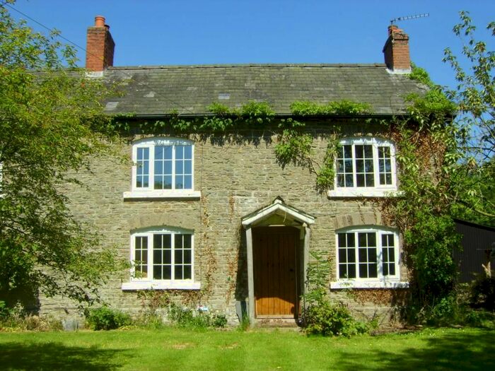 3 Bedroom Semi-Detached House To Rent In Stream Cottage, Staunton On Arrow, Herefordshire HR6